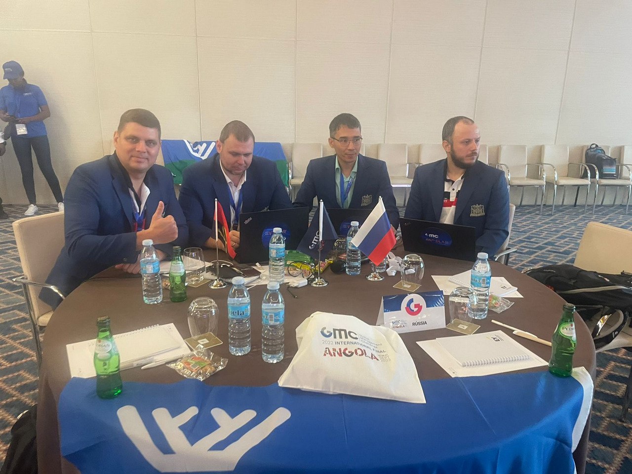 Управленцы из Югры участвуют в мировом Чемпионате 