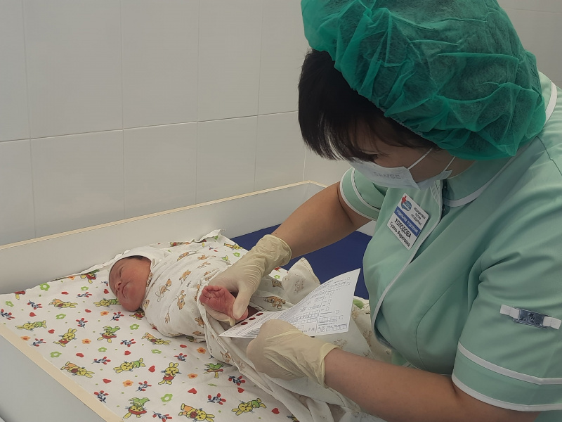 Медики Югры расширяют возможности диагностики новорождённых