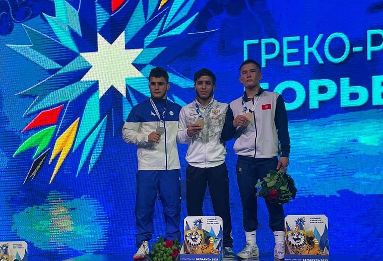 Сургутянин завоевал титул сильнейшего борца СНГ