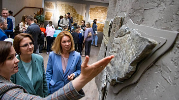 Хантымансийцам предлагают познакомиться с «Живописью в камне»