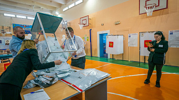 В Югре начался второй день голосования 