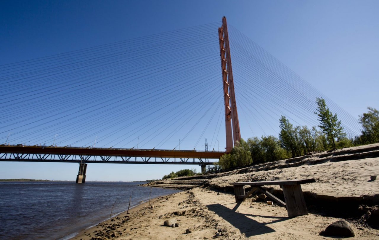 В середине апреля под Сургутом начнётся ремонт моста через Обь