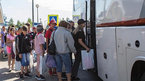 Почти 200 детей из Макеевки ДНР отдохнут в Югре в сентябре