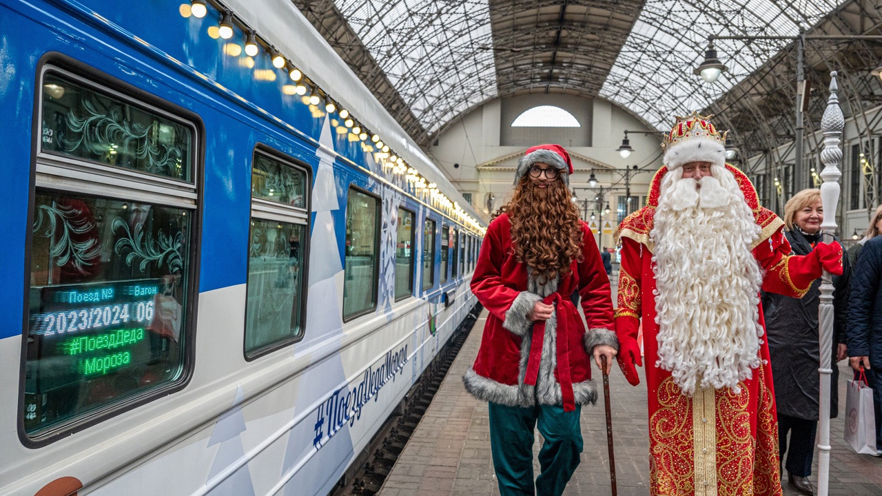 На стоянку поезда Деда Мороза в Нижневартовске раскупили билеты за неделю