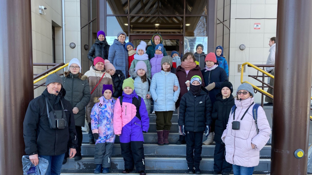 В Ханты-Мансийске начались пешеходные экскурсии
