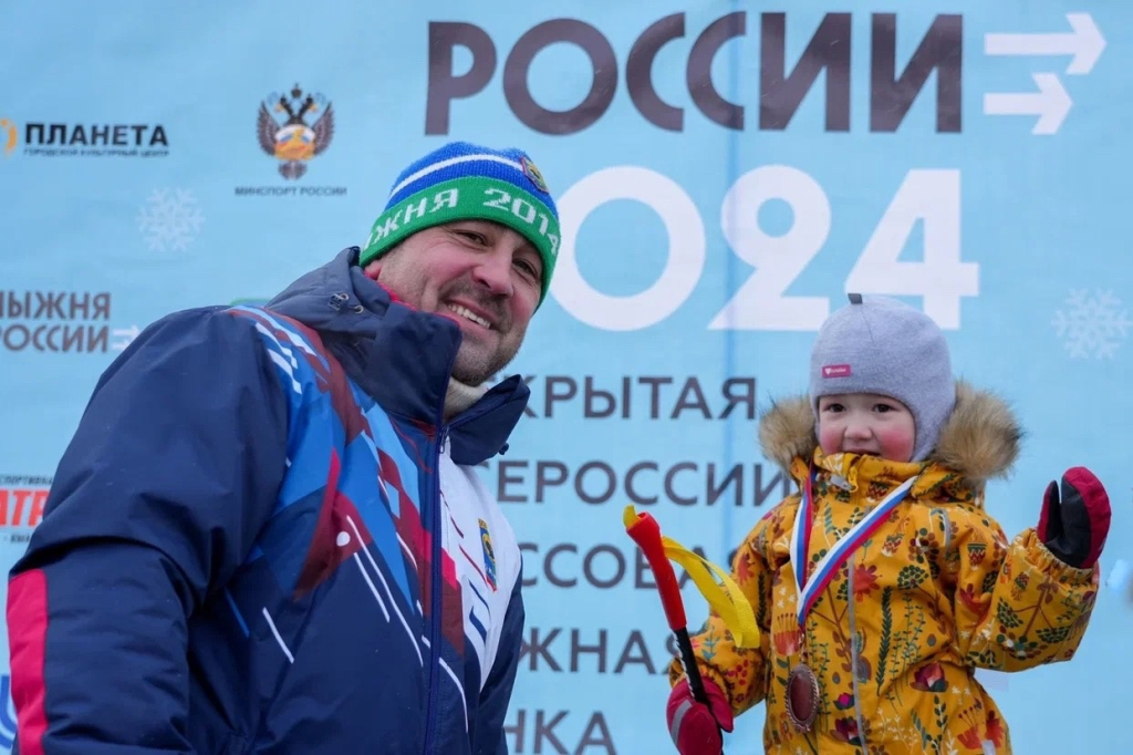 В Нягани на «Лыжню России» вышел трёхлетний участник