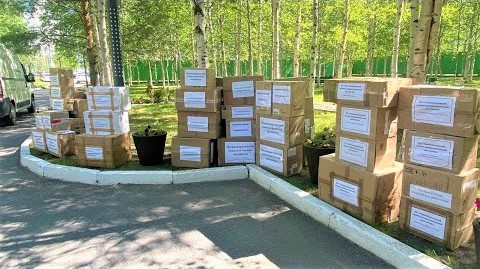 Молодежь Нефтеюганского района собирает коробки добра для сверстников из Макеевки