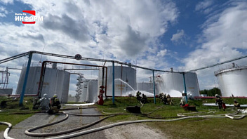 Экстренные службы трёх населённых пунктов тушили нефтебазу в Пыть-Яхе