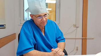 Врачи Няганской окружной больницы тратят свои отпуска на помощь в госпиталях новых российских регионов
