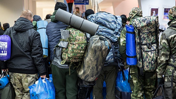 Мобилизованным в Югре выдадут рюкзаки с дополнительной экипировкой