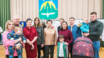 Наталья Комарова поблагодарила югорчан за активность на выборах президента
