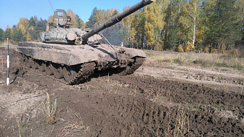 Мобилизованные из Югры жалуются на нехватку солярки для танков в учебке