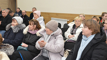 В Белогорье и Кирпичном установят тёплые остановки