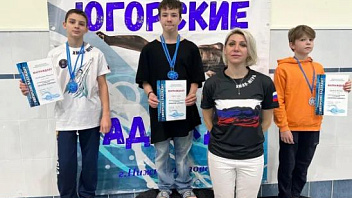 30 медалей привезли пловцы Когалыма с окружных соревнований