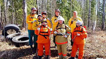 Добровольцы-пожарные прошли обучение в Авиалесоохране Югры      