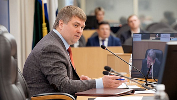 Парламентарии Сургута приняли новые меры поддержки для семей участников СВО