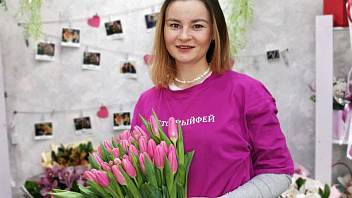 Бизнесмен-флорист из Югорска раскрыла секрет, как продлить жизнь букету