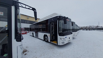 В первый день весны в Нижневартовске вышли на линию новые пассажирские автобусы