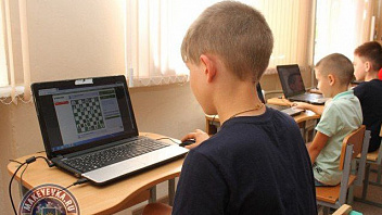 Юные шахматисты из Макеевки и Ханты-Мансийска провели онлайн-турнир 